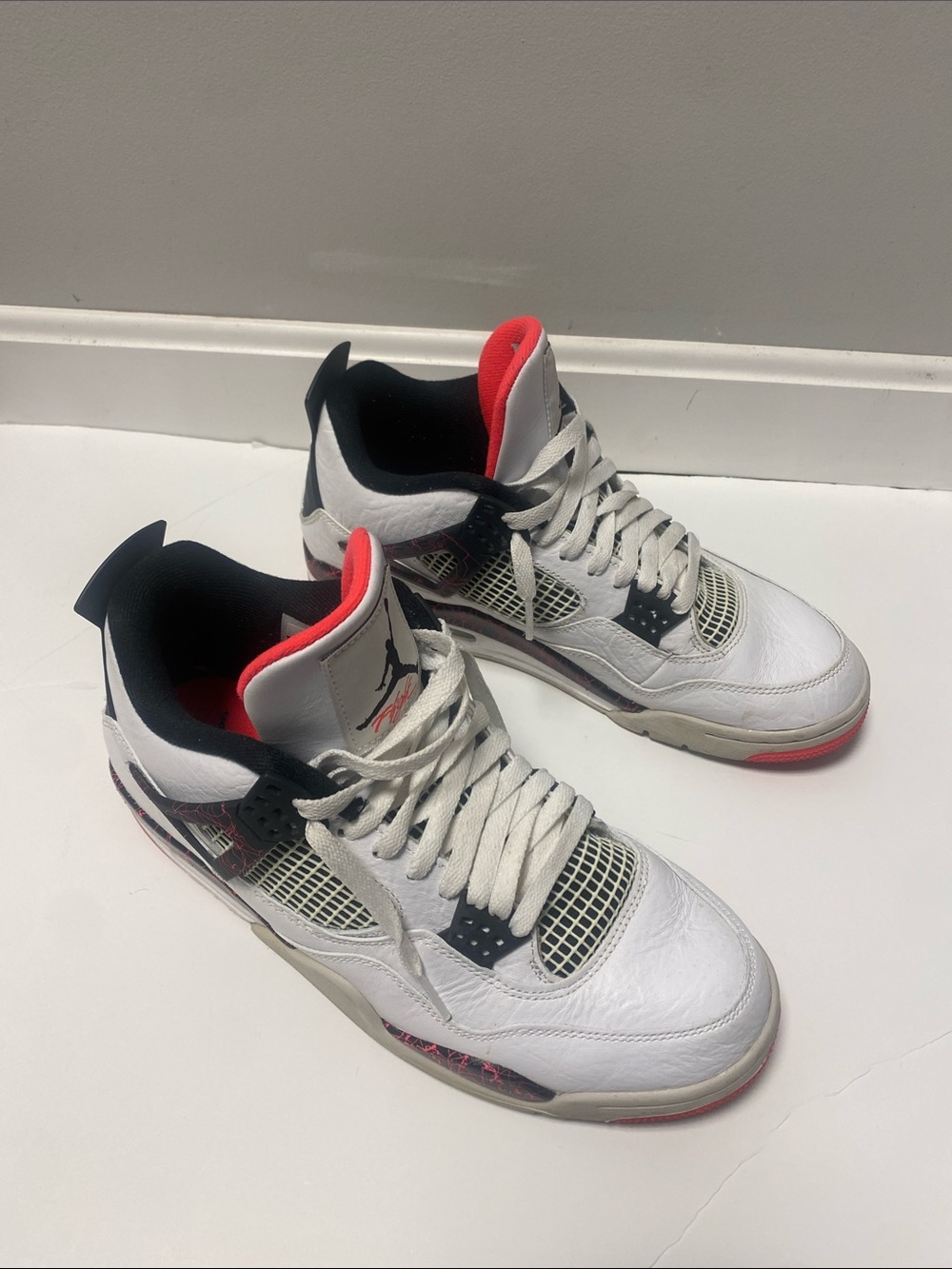 White and orange Jordan 4 like new (taking best offer)